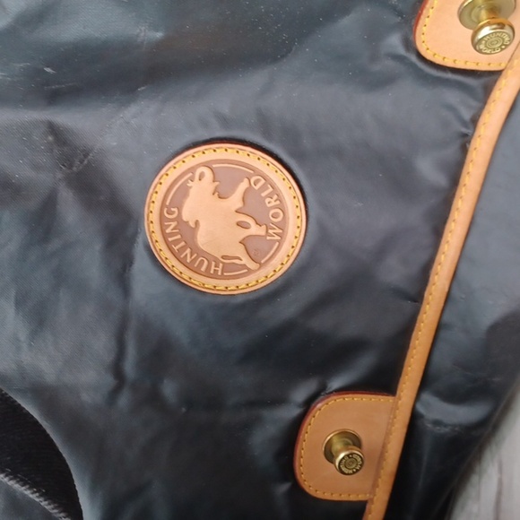 Hunting World- 2 REHAB Bags - Picture 2 of 12